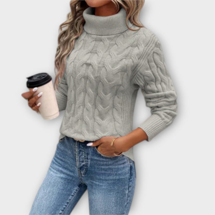 Amelia – Elegant Sweater med Rullekrave i Net 