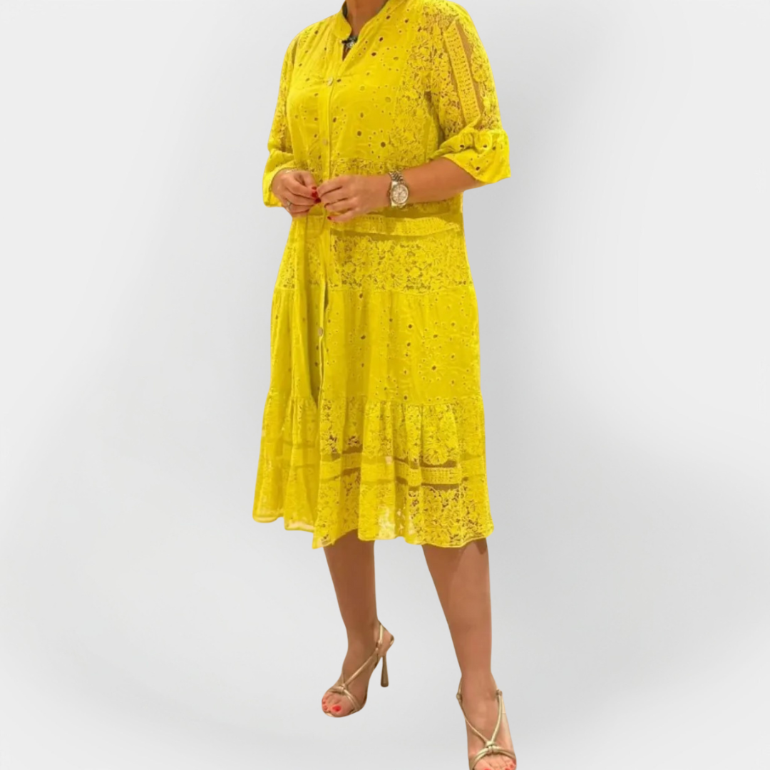 Lace Kjole med Ærmer og Frontknapper 