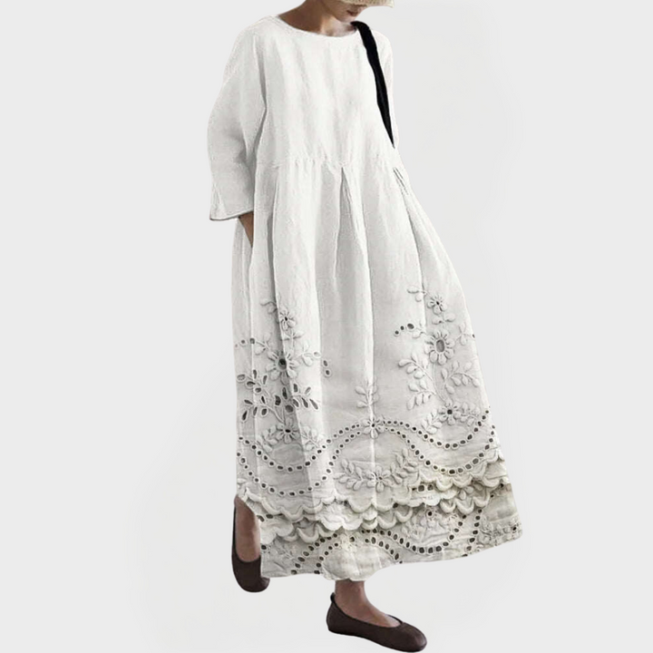 Elegant Maxikjole i Linned med Broderet Blomstret Blonde