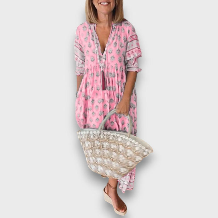Luftigt Boho Kjole med 3/4 Ærmer og V-hals med Snore