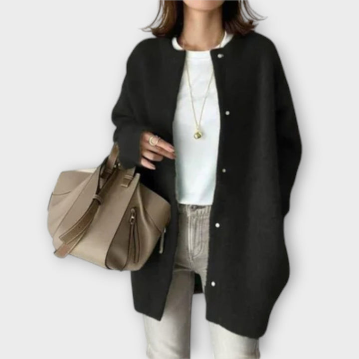 Lilly - Elegant Strikket Cardigan 