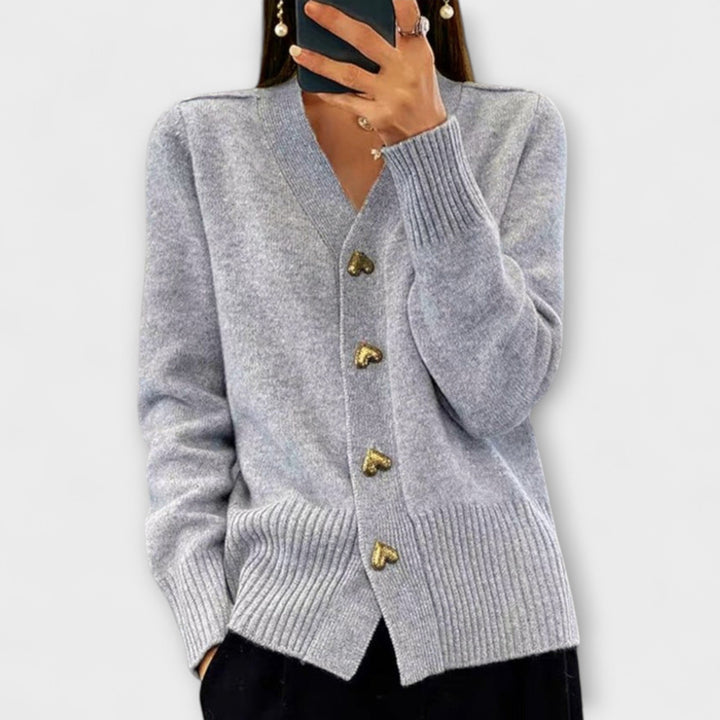 Marij – Kvindepullover med V-udskæring i vintage stil