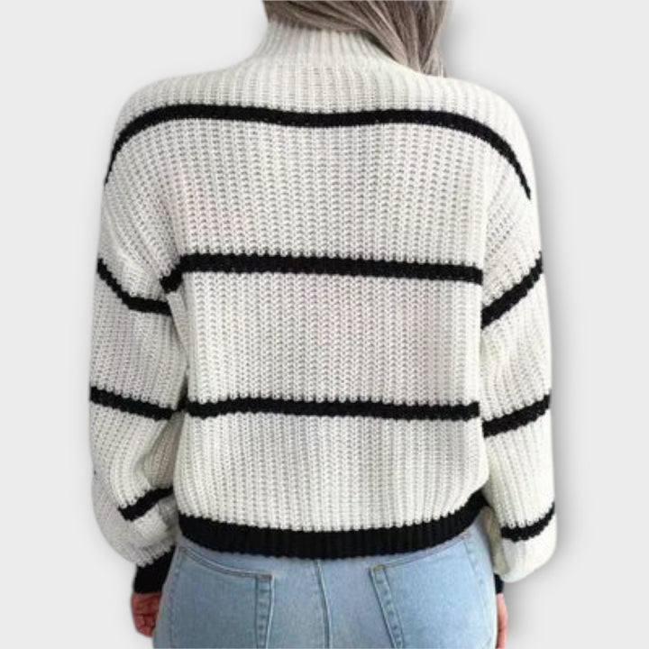 Chavala - Pullover med Rullekrave og Striber