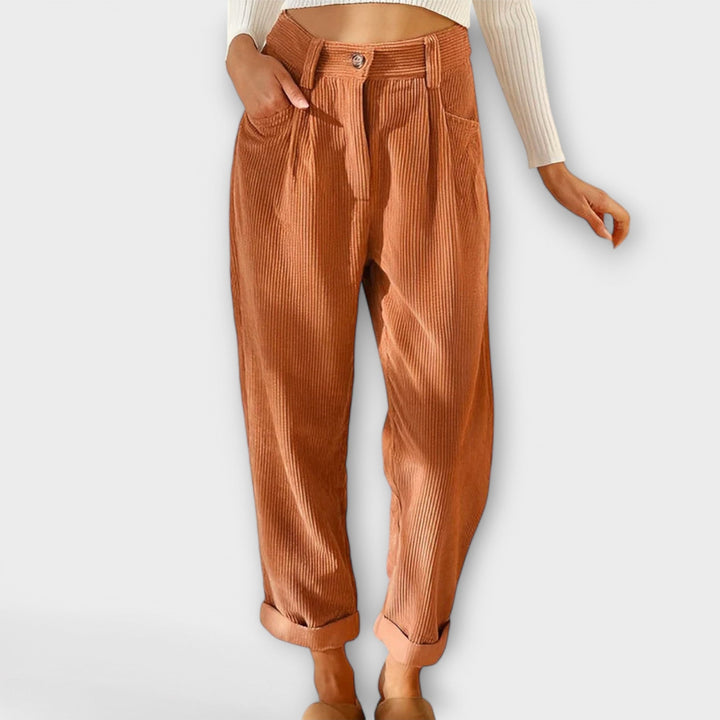 Moderne Jeans med Moderne Snøre