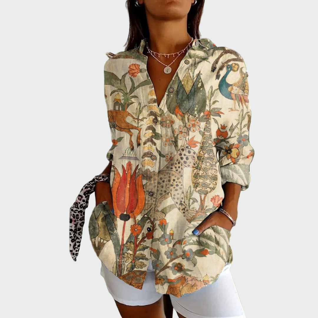 Stilfuld bluse med blomsterdesign