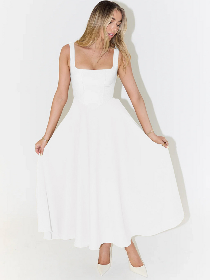 Elegant Midi Kjole med Romantisk Snit