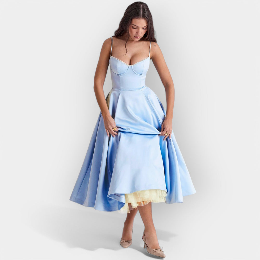 Elegant Midi Kjole med Stilfuld Silhuet