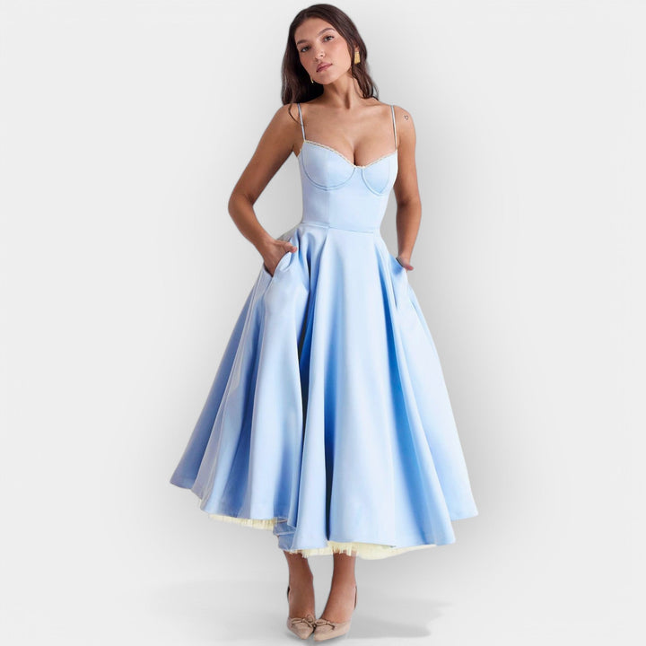 Elegant Midi Kjole med Stilfuld Silhuet