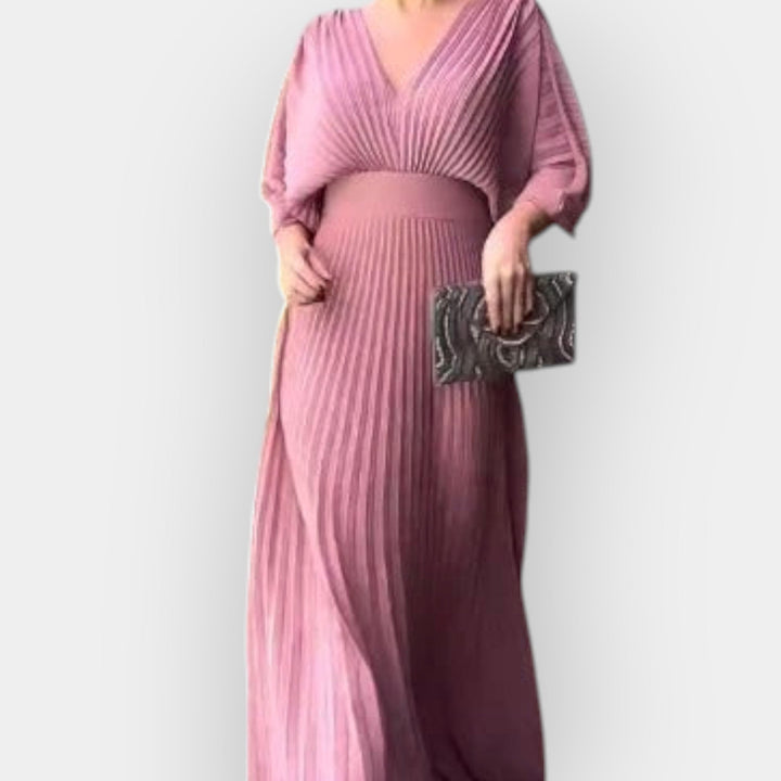 Elegant Plisseret Kjole med Stilet Silhuet