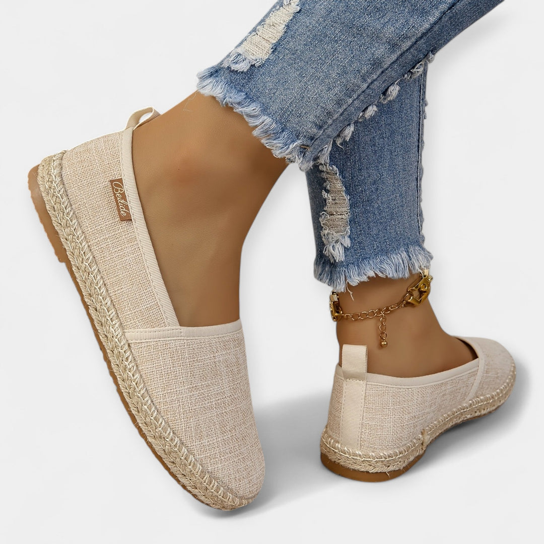 Let Slip-On Ballerinaer