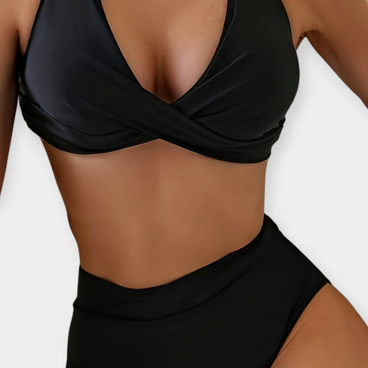 Moderne bikini i ensfarvet