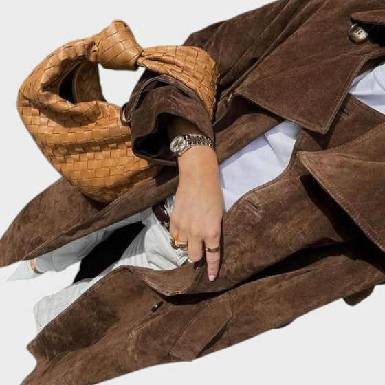 Alma – Elegant trenchcoat i ruskind