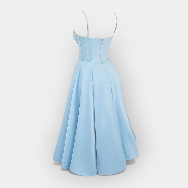 Elegant Midi Kjole med Stilfuld Silhuet